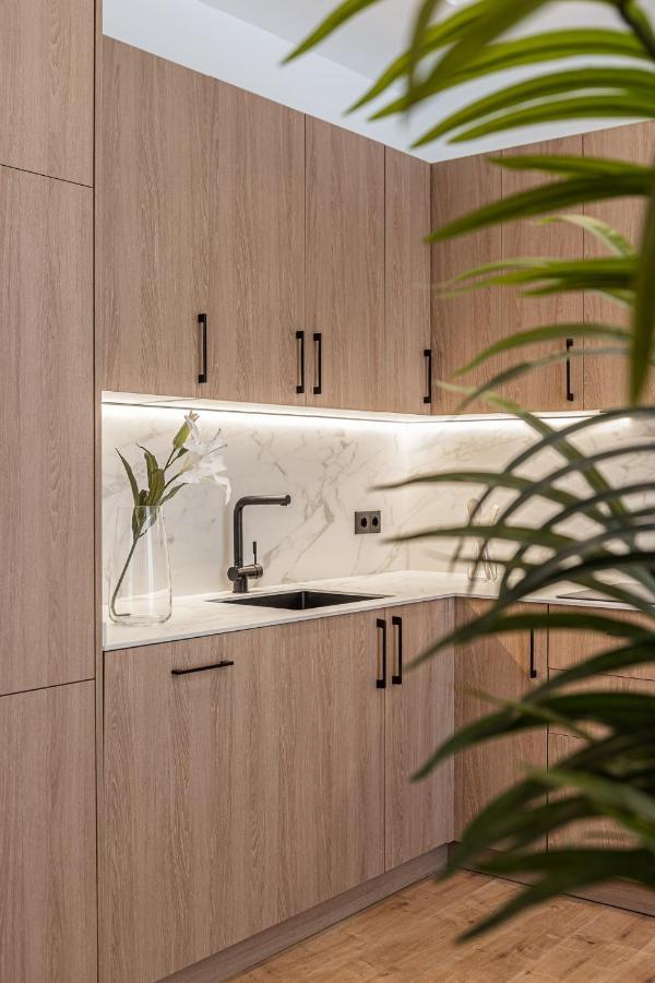Exyca Embajadores Apartment Madrid Exterior photo
